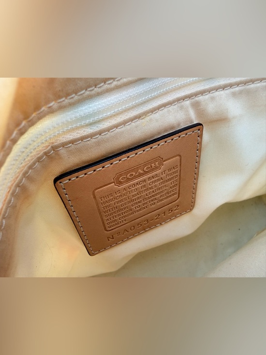 EUC vintage Coach Hampton Bag - Picture 15 of 15